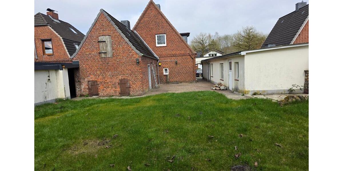Einfamilienhaus Itzehoe - 3 Zimmer, 105 m&sup2;, 1.200&euro; | Angebot:26041407