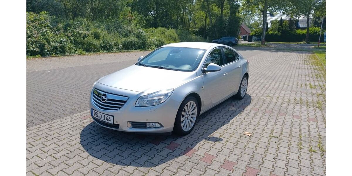 Opel Insignia 113.000 km 5.200 &euro; Bad Lippspringe 33175