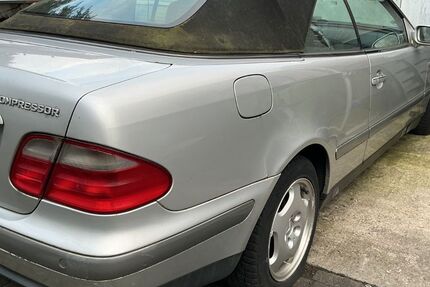 Mercedes-Benz CLK 220 199.000 km 1.350 € Heek-Nienborg 00491725307707 48619