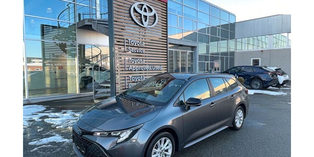 Toyota Corolla 9.700 km 25.980 &euro; Kiel 24109