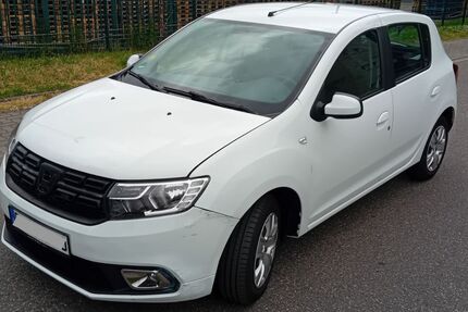 Dacia Sandero 89.000 km 6.300 &euro; Karlsruhe 76187