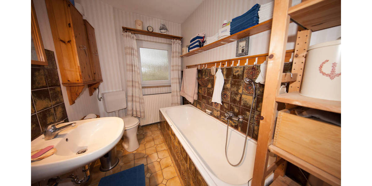 Mehrfamilienhaus, Wohnhaus Bad Rodach Heldritt - 9 Zimmer, 250 m&sup2;, 298.000&euro; | Angebot:25746296