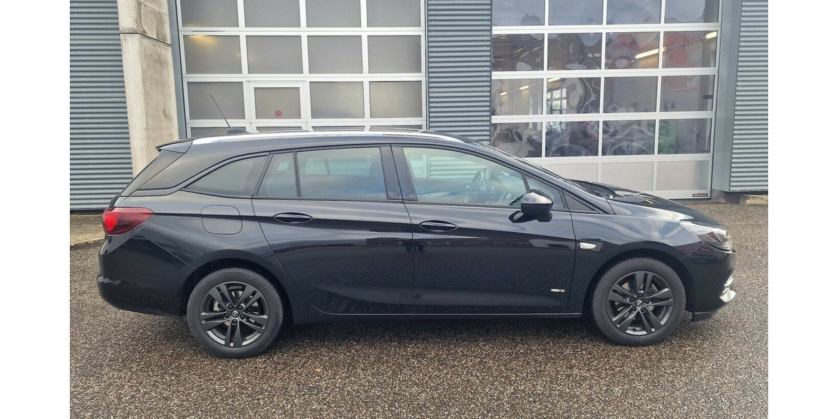 Opel Astra 1.2 Sports Tourer Klimaauto NAVI AHK LED 53.000 km 14.998 &euro; Landau 76829