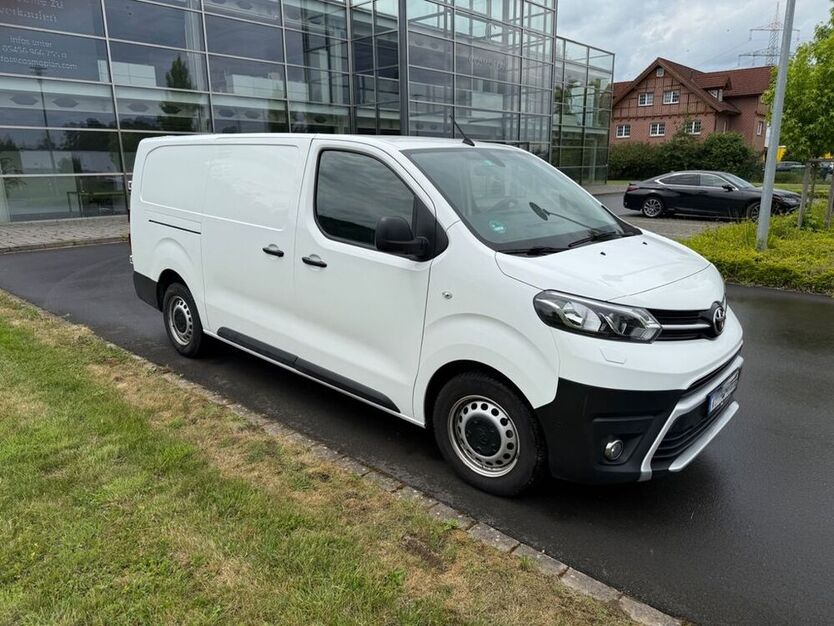 Proace Max