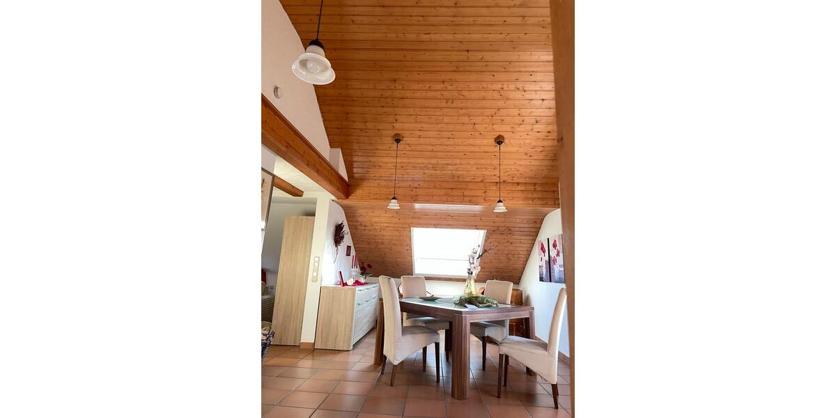 Dachgeschoßwohnung Netphen - 3.5 Zimmer, 88 m&sup2;, 680&euro; | Angebot:26336424