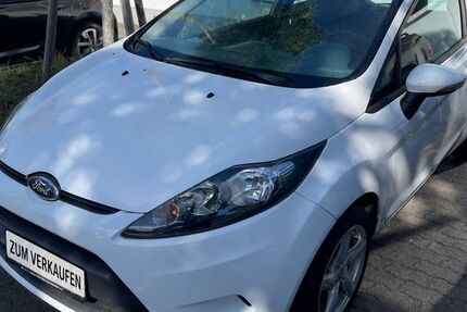 Ford Fiesta 179.000 km 2.700 &euro; Karlsruhe 76187