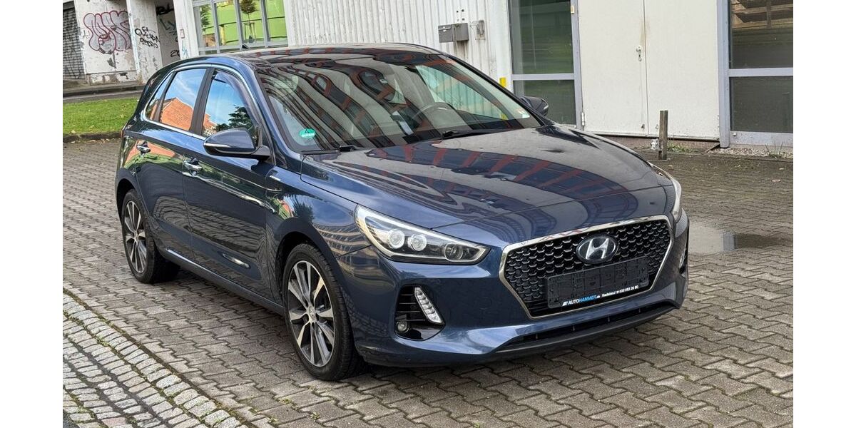 Hyundai i30 185.000 km 7.499 &euro; Chemnitz 09120