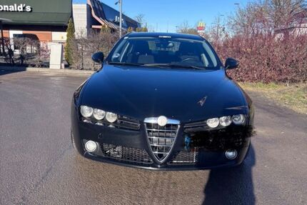Alfa Romeo 159 226.580 km 2.499 &euro; Markt schwaben 85570