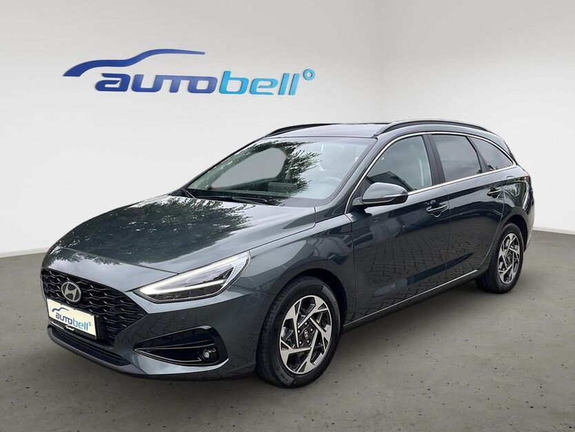 Hyundai i30 8.233 km 22.900 € Mainz 55129