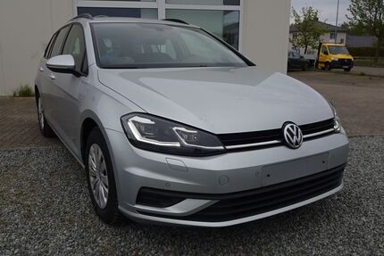 VW Golf 136.773 km 11.790 &euro; Sassnitz 18546