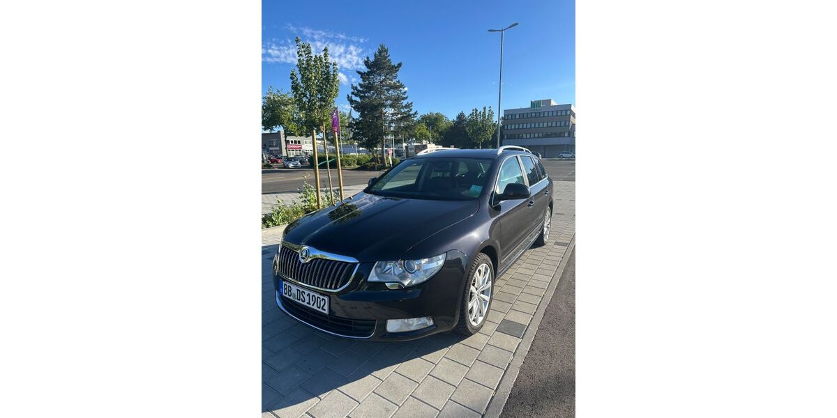 Skoda Superb 239.000 km 6.800 &euro; Sindelfingen 71063