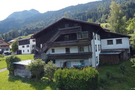 Haus Bad Hindelang - 10 Zimmer, 270 m&sup2;, 685.000&euro; | Angebot:27130734