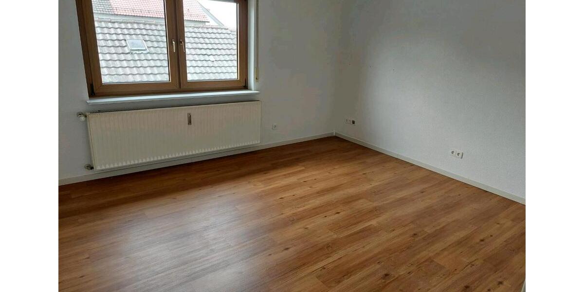 Einfamilienhaus Sinsheim - 6 Zimmer, 160 m&sup2;, 419.000&euro; | Angebot:26679287