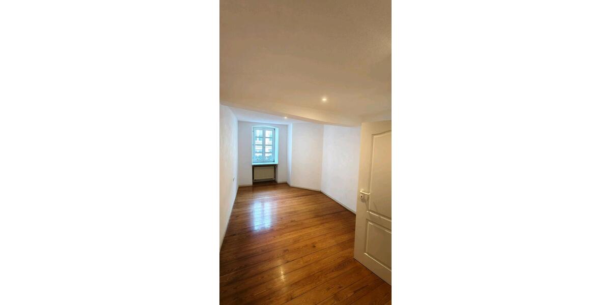 Etagenwohnung Kusel - 3 Zimmer, 90 m&sup2;, 600&euro; | Angebot:25866844