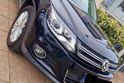 VW Tiguan 64.712 km 15.900 &euro; Bielefeld 33649