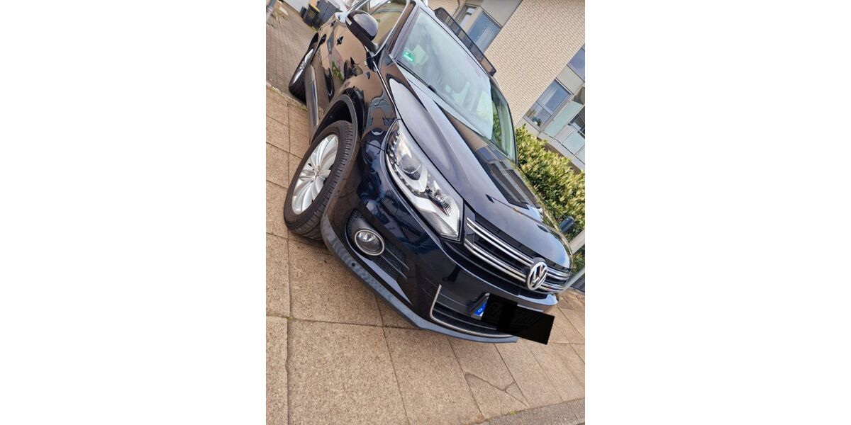 VW Tiguan 64.712 km 15.900 &euro; Bielefeld 33649
