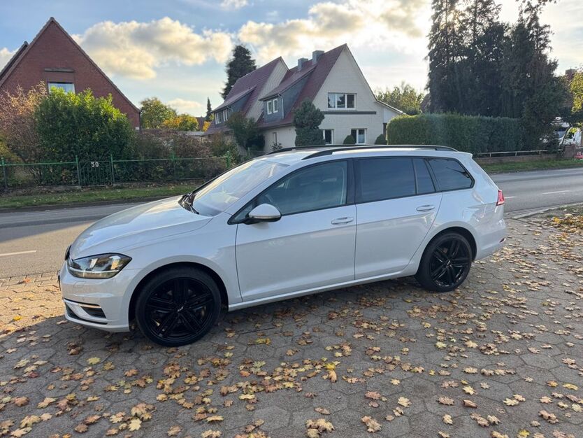 VW Golf 176.000 km 10.490 € Stelle 21435