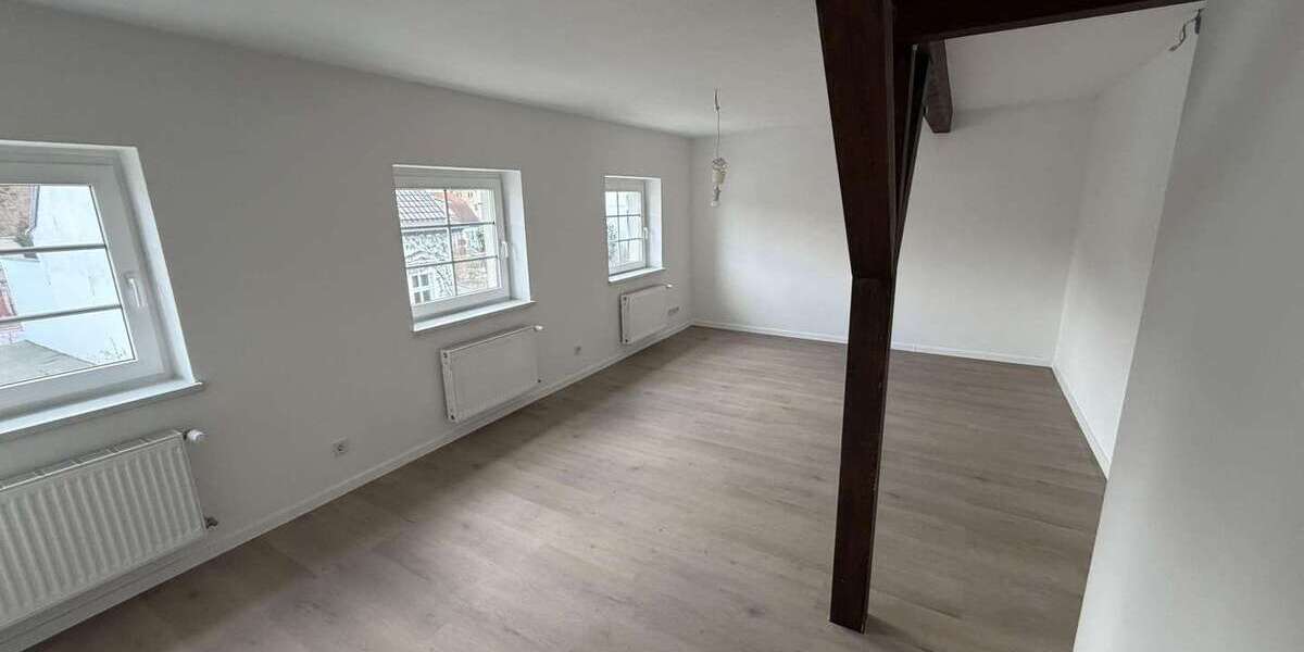 Etagenwohnung Eberswalde - 3 Zimmer, 85 m&sup2;, 935&euro; | Angebot:26047908