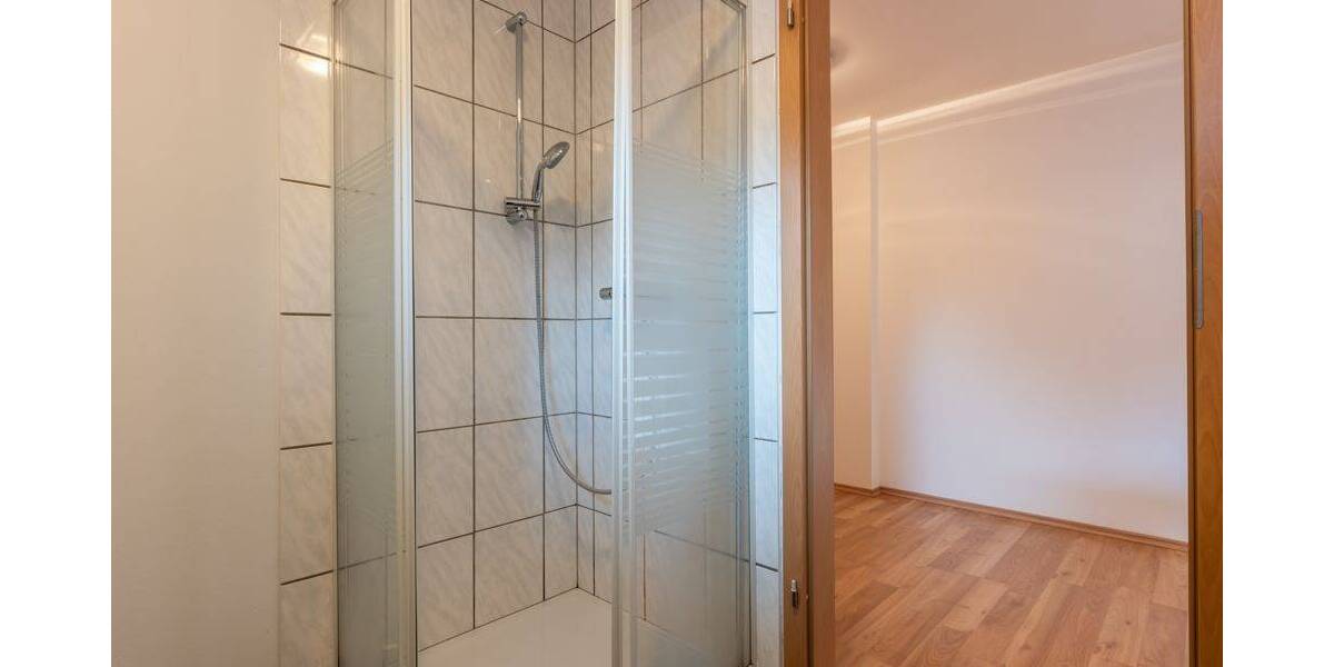 Etagenwohnung Passau Innstadt - 1 Zimmer, 27 m&sup2;, 300&euro; | Angebot:26807394