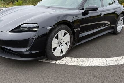 Porsche Taycan 149.977 km 51.898 &euro; Burbach 57299