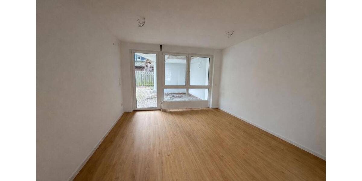 Frisch renovierte 2-Zi-Erdgeschosswohnung in Altenoythe zu vermieten. 2 zimmer