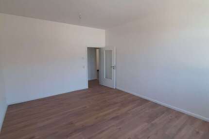 Wohnung Tangermünde - 3 Zimmer, 88 m&sup2;, 680&euro; | Angebot:26354781