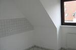 Dachgeschoßwohnung Grevenbroich - 3 Zimmer, 99 m&sup2;, 907&euro; | Angebot:25880794