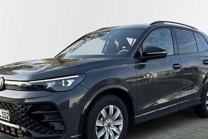 VW Tiguan 18.000 km 47.950 &euro; Groß Grönau 23627