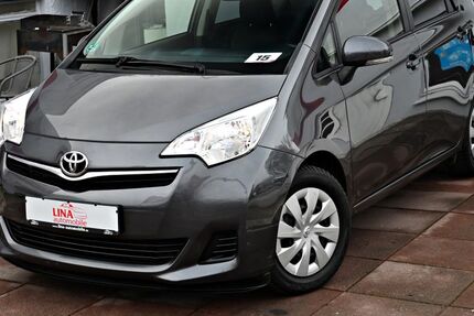 Toyota Verso-S 41.000 km 8.980 &euro; Hamburg 22179