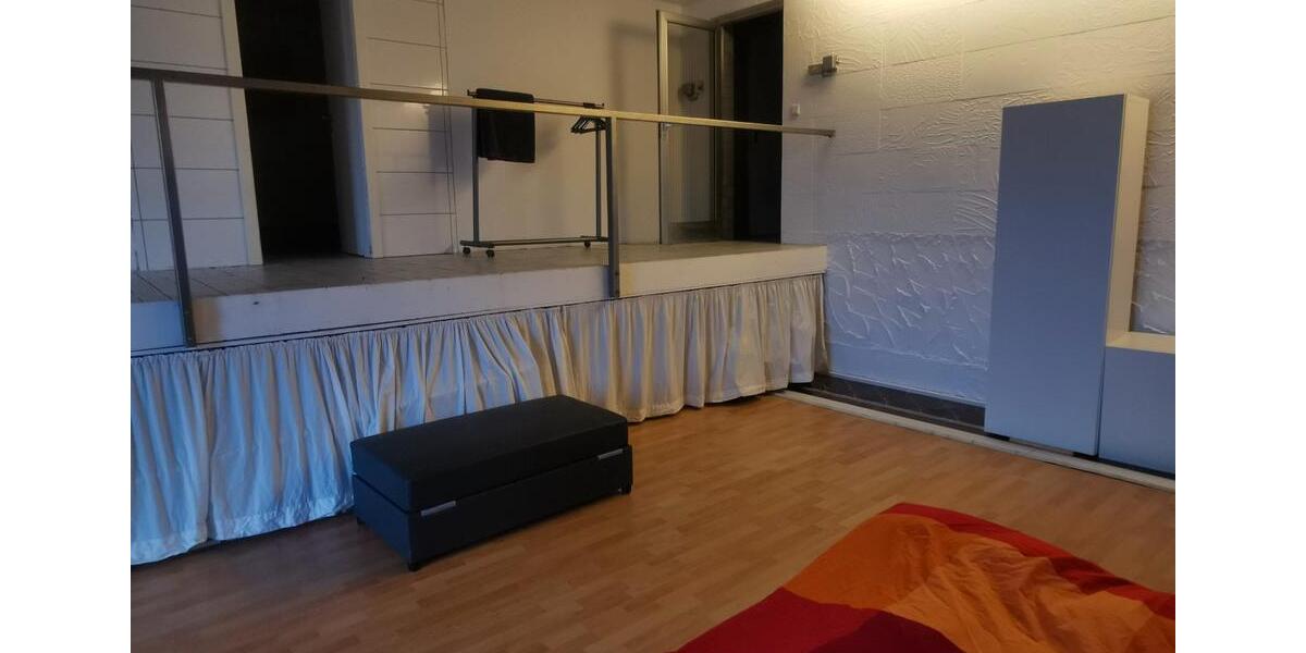 Loft - Studio - Atelier Altena - 2 Zimmer, 151 m&sup2;, 670&euro; | Angebot:26337634