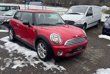Mini ONE 121.045 km 3.990 &euro; Amorbach 63916