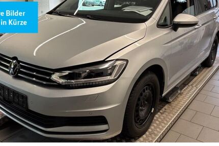 VW Touran 44.041 km 28.350 &euro; Crailsheim 74564