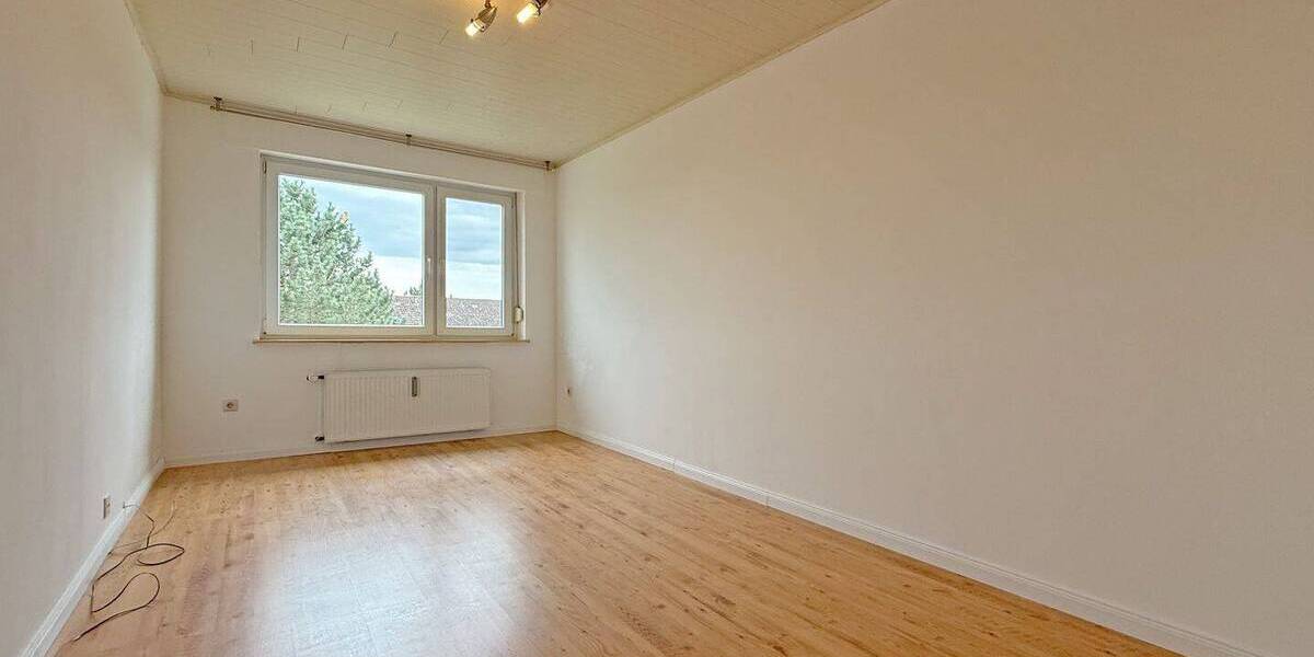 Etagenwohnung Lüchow (Wendland) Lüchow - 4 Zimmer, 104 m&sup2;, 930&euro; | Angebot:26246579