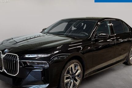 BMW i7 3.437 km 109.495 &euro; München 80939