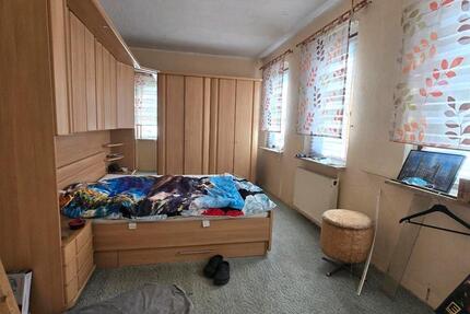 Wohnung Meerane - 8 Zimmer, 180 m&sup2;, 50.000&euro; | Angebot:26757988