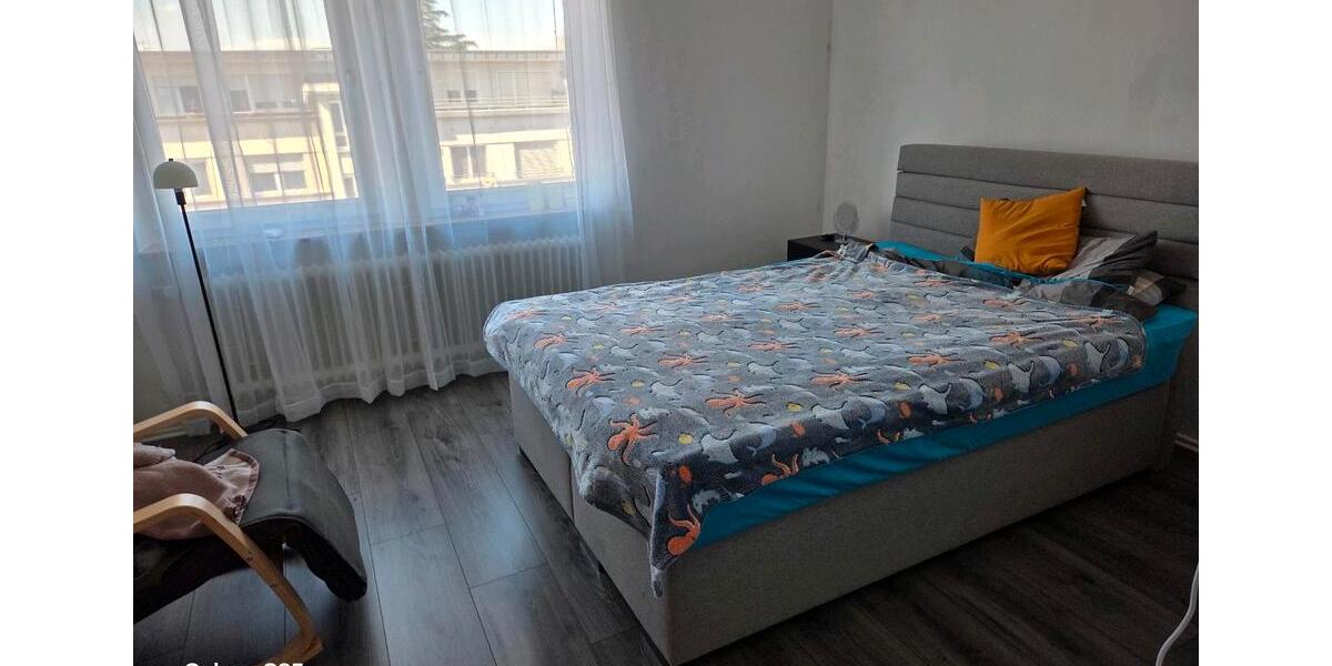Dachgeschoßwohnung Saarbrücken Neue Bremm - 4 Zimmer, 86 m&sup2;, 277.000&euro; | Angebot:26398781