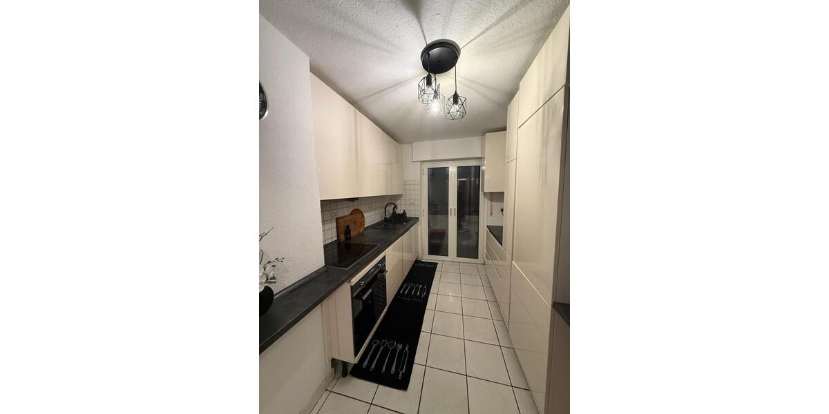 Schöne 3 Zimmer Wohnung mit zwei Balkonen in Ludwigshafen Mitte 3 zimmer