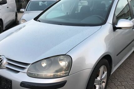 VW Golf 223.708 km 2.950 € Neumünster 24537