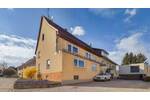 Doppelhaushälfte Singen Bohlingen - 7 Zimmer, 140 m&sup2;, 290.000&euro; | Angebot:26243095