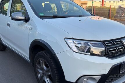 Dacia Sandero 15.661 km 7.500 &euro; Dietzenbach 63128