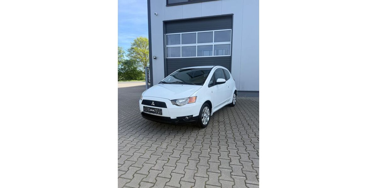Mitsubishi Colt 95.000 km 3.800 &euro; Burgebrach 96138
