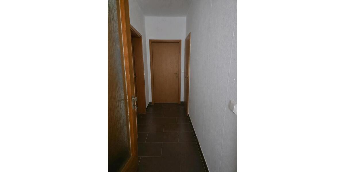 Mehrfamilienhaus, Wohnhaus Seesen - 7 Zimmer, 250 m&sup2;, 130.000&euro; | Angebot:27121686