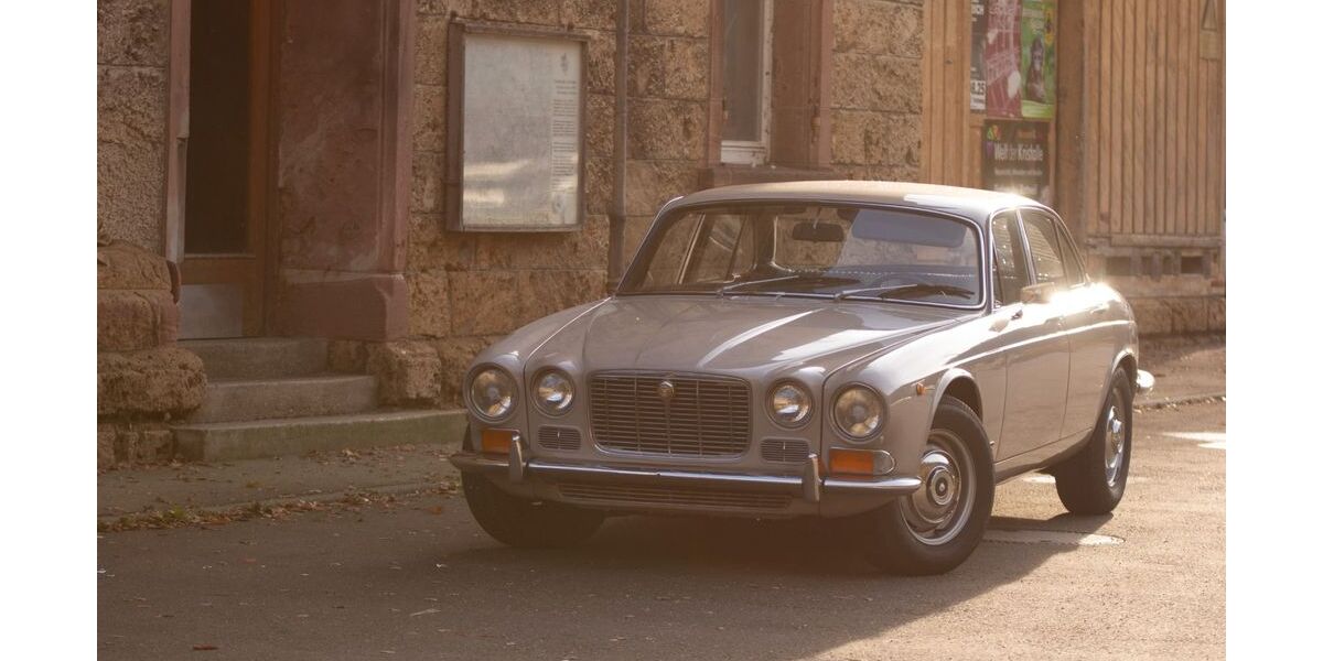 Jaguar XJ6 161.000 km 21.000 &euro; Beuron-Neidingen 88631