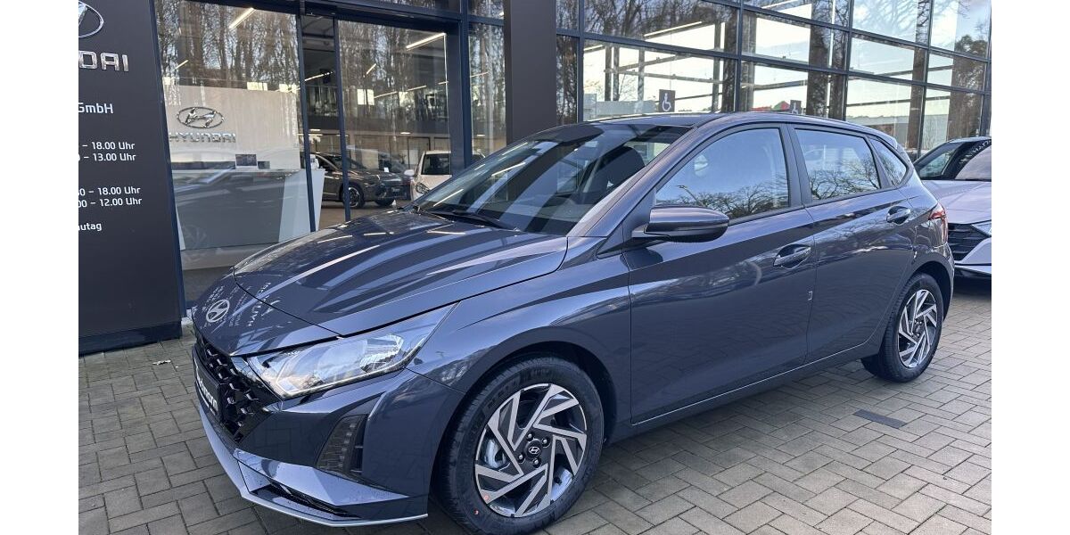 Hyundai i20 13.900 km 21.490 &euro; Espelkamp 32339