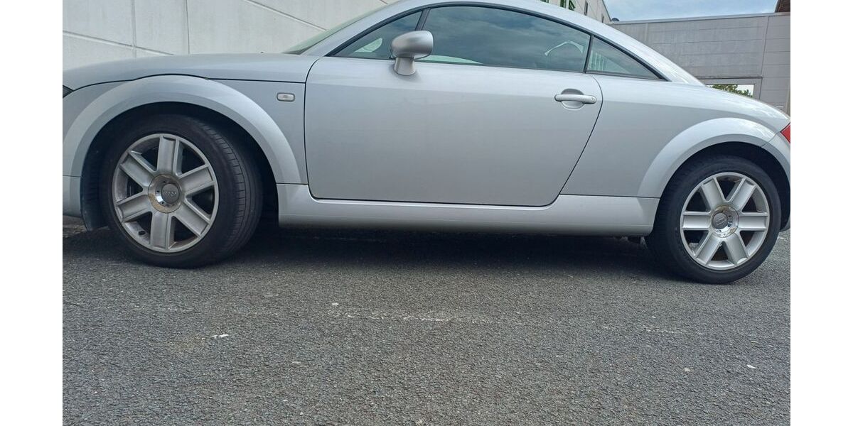 Audi TT 351.000 km 3.250 &euro; Belm 49191