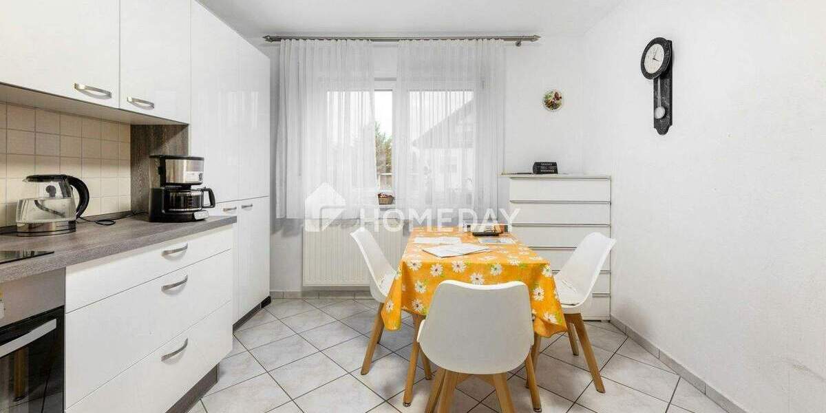 Attraktive Doppelhaushälfte in Teublitz: Sauna, Einbauküche, große Terrasse & Doppelgarage 6 zimmer