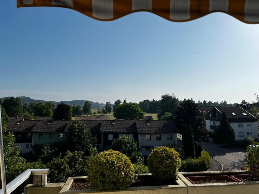 Traumhafte Dachgeschoßwohnung mit Bergsicht -Saniert
