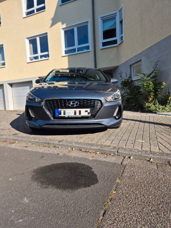 Hyundai i30 81.000 km 13.500 € Bad Nauheim 61231