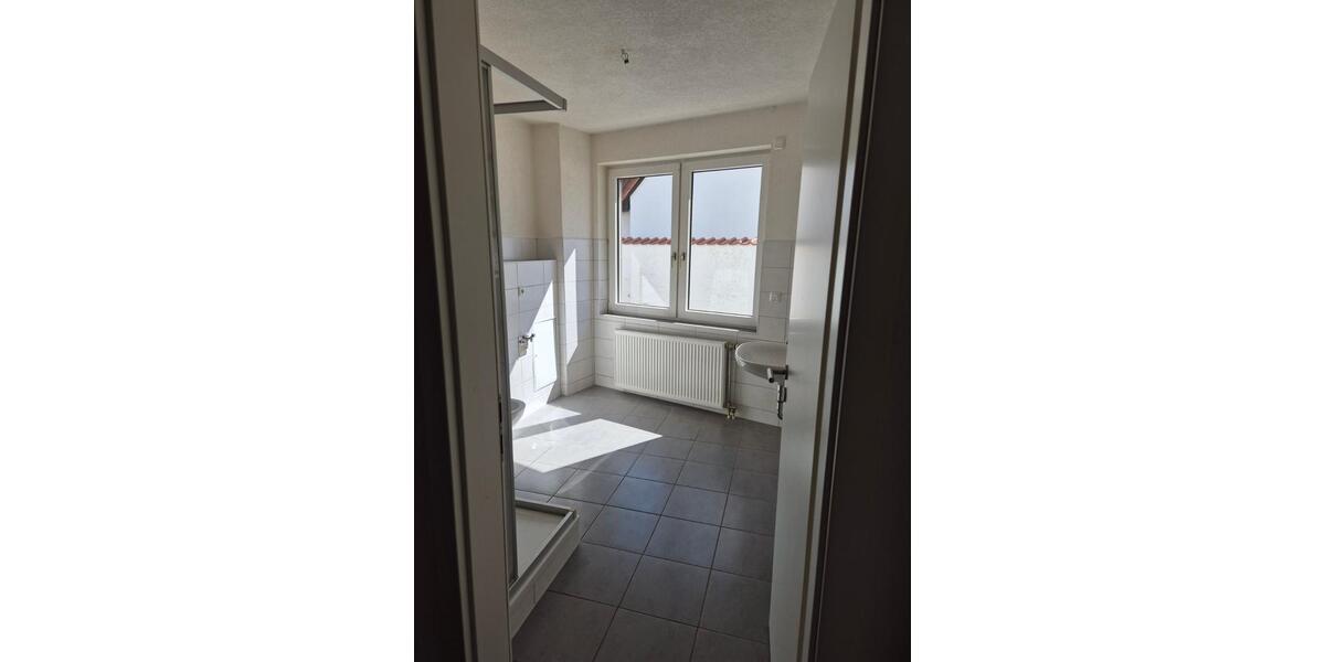 Erdgeschoßwohnung Wallhausen - 2 Zimmer, 54 m&sup2;, 350&euro; | Angebot:21368243
