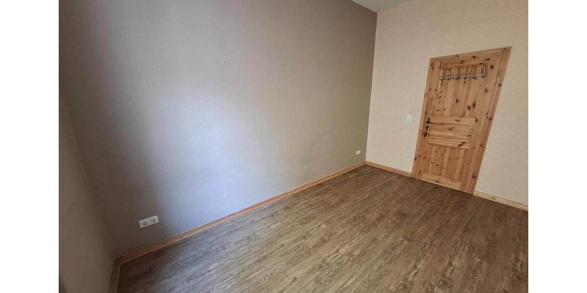 Hochparterre Salzgitter Ortschaft Nord - 3 Zimmer, 80 m&sup2;, 240.000&euro; | Angebot:26882415